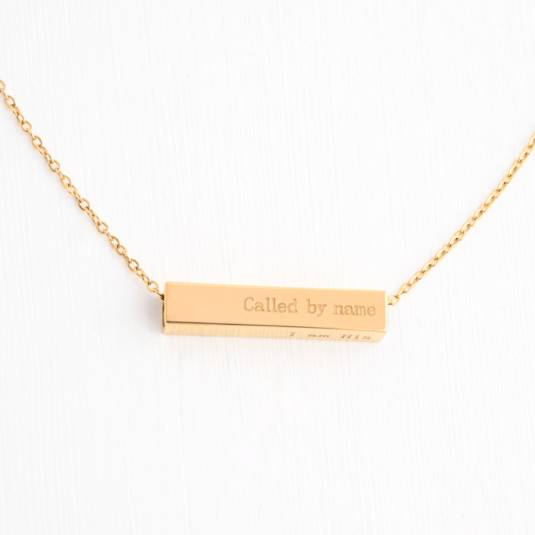 The Chosen Four-Sided Necklace Gold