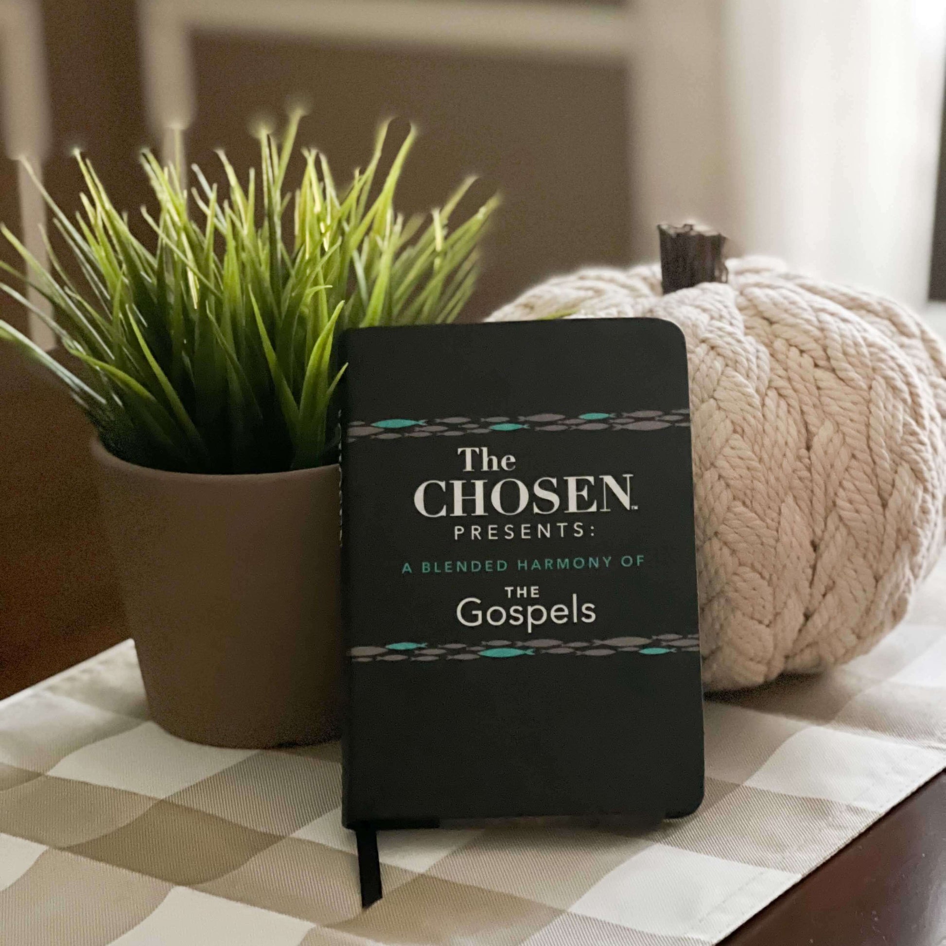 The Chosen Presents: A Blended Harmony of the Gospels
