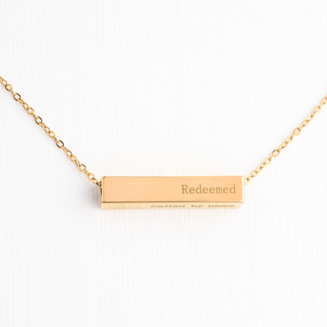The Chosen Four-Sided Necklace Gold