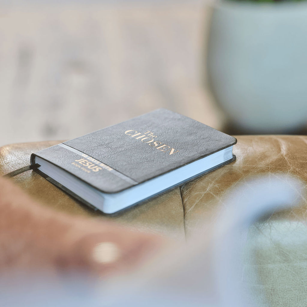 The Chosen: Devotional Book 4